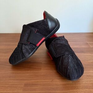 RARE Puma Zhongi budoka type Pleated Wrap Shoes Sneakers, size 7